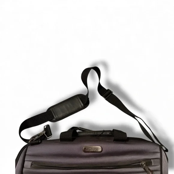 🚨3 for $15 Kenneth Cole Reaction Black Grey 17” Laptop Shoulder Bag  17”x13” - Picture 3 of 8